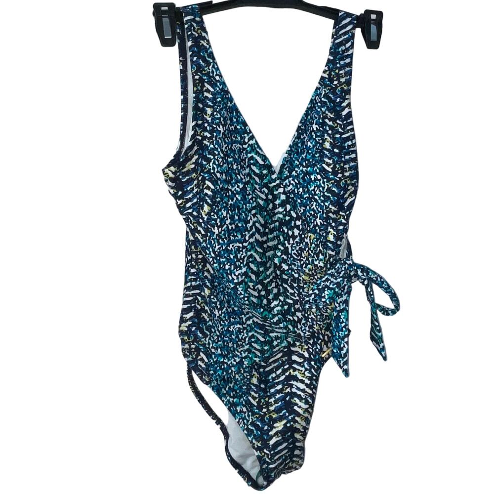 VINCE CAMUTO Women's Surplice-Neck Wrap-Tie One-Piece Swimsuit multi navy 8